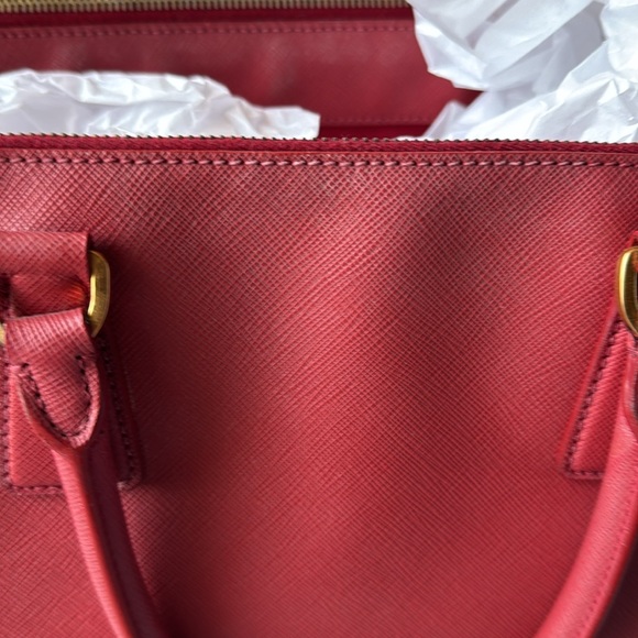 Prada Galleria Saffiano Tote - Picture 17 of 17